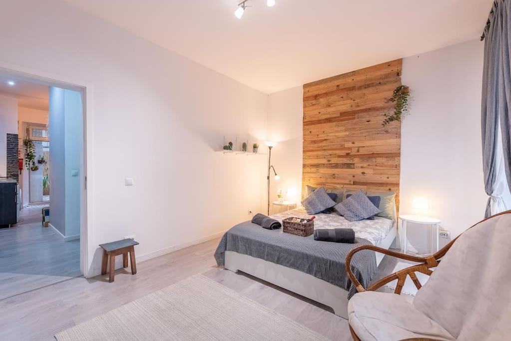 Modern Rustic Apartment In Graca Lisbon Exterior photo